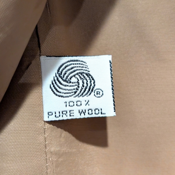 Vintage Christian Dior USA Double Breasted 100% Wool Blazer - Camel Tan Size 4 - Picture 8 of 8